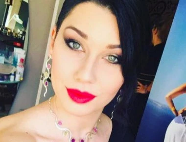 K.Παγάκη: Η «εκρηκτική» Κρητικοπούλα που παράτησε τις πασαρέλες για... τα γάντια του μποξ! (φωτό, βίντεο)